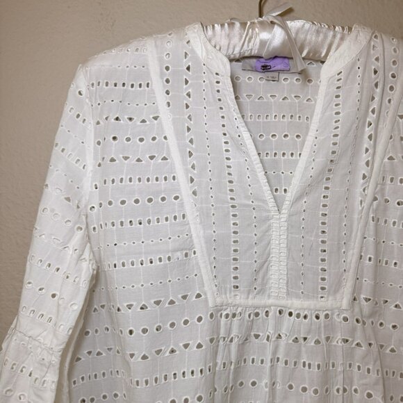 LOFT White Eyelet Top Size Medium V Neck Long Bell Sleeves Lightweight - Picture 2 of 5